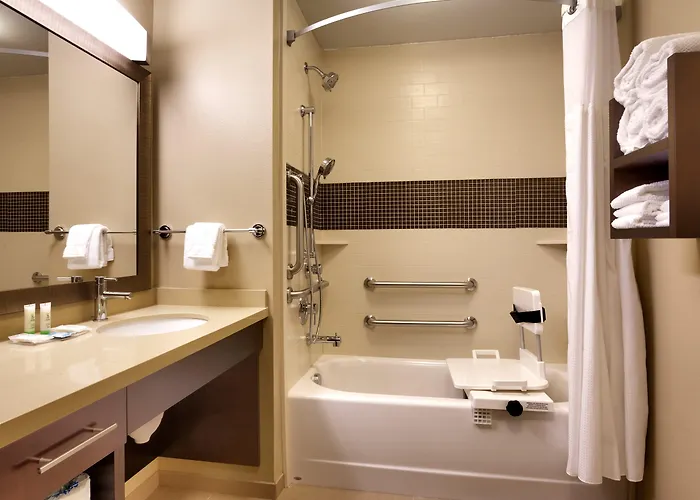 Staybridge By Ihg 3*