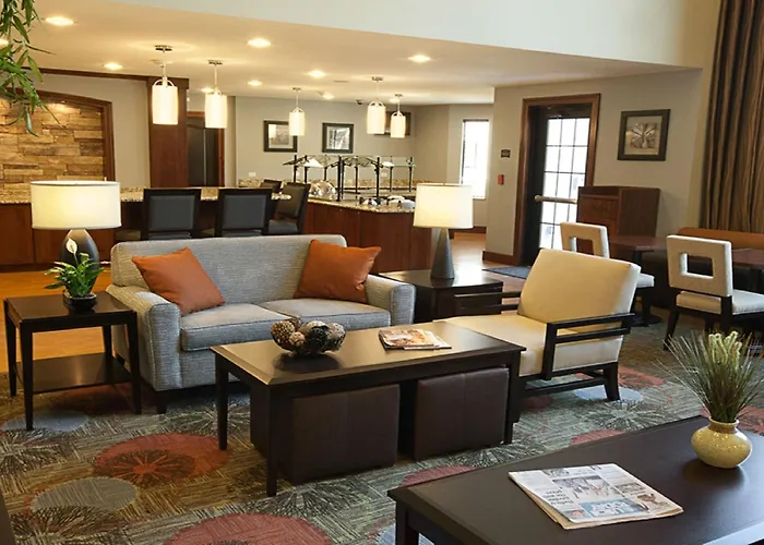 Staybridge By Ihg Hotel 3*