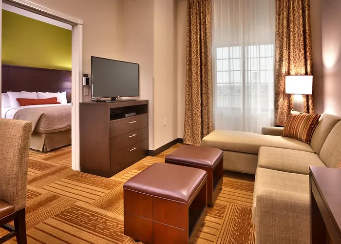 Hotel Staybridge By Ihg 3*