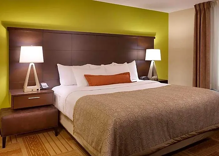 Staybridge By Ihg Hotel