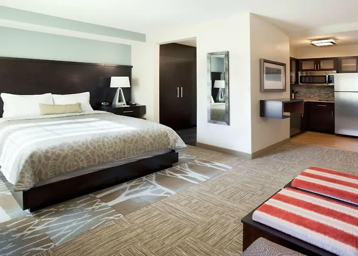 Staybridge By Ihg Cheyenne